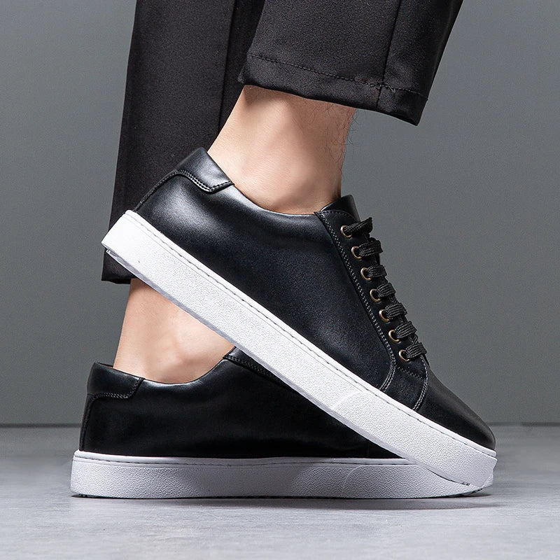 Men’s Comfortable Leather Sneakers