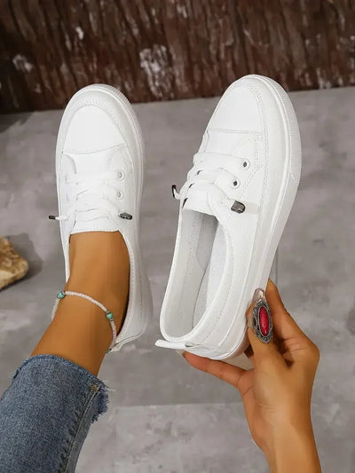 Women’s Casual Round Toe Lace-Up Flats – Comfortable Everyday Shoes