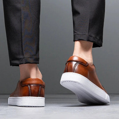 Men’s Comfortable Leather Sneakers