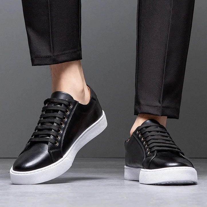 Men’s Comfortable Leather Sneakers